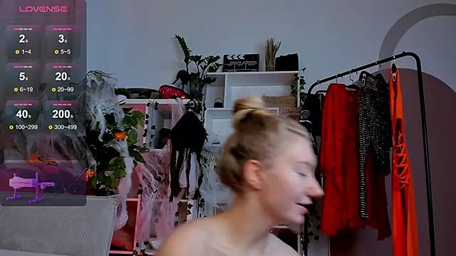 Rachel Rut online show from October 26, 4:13 am