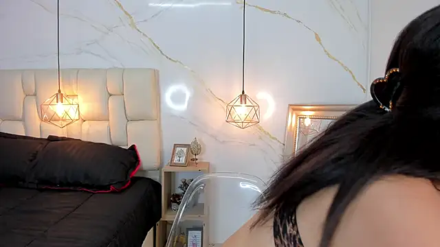 Snapshot of fierygroup chatting on March 1, 1:00 am fierygroup online show from March 1, 1:00 am