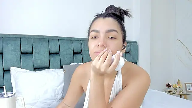 Snapshot of fierygroup chatting on November 30, 1:17 am fierygroup online show from November 30, 1:17 am