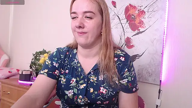 MarthaSimons online show from June 26, 4:07 am