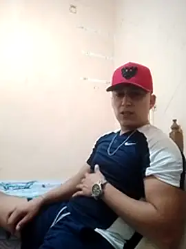 Snapshot of LuisMex1998 chatting on October 25, 11:27 pm LuisMex1998 online show from October 25, 11:27 pm