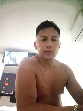 Snapshot of LuisMex1998 chatting on June 3, 8:37 am LuisMex1998 online show from June 3, 8:37 am