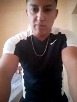 Snapshot of LuisMex1998 chatting on November 3, 7:17 pm LuisMex1998 online show from November 3, 7:17 pm