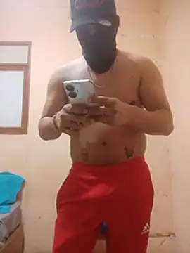 LuisMex1998 online show from March 15, 3:30 pm