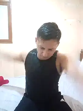 Snapshot of LuisMex1998 chatting on November 4, 10:08 am LuisMex1998 online show from November 4, 10:08 am