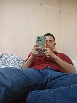 Snapshot of LuisMex1998 chatting on June 6, 3:34 am LuisMex1998 online show from June 6, 3:34 am