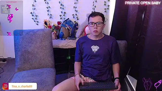 Tina 4 Charlie online show from November 30, 3:02 pm