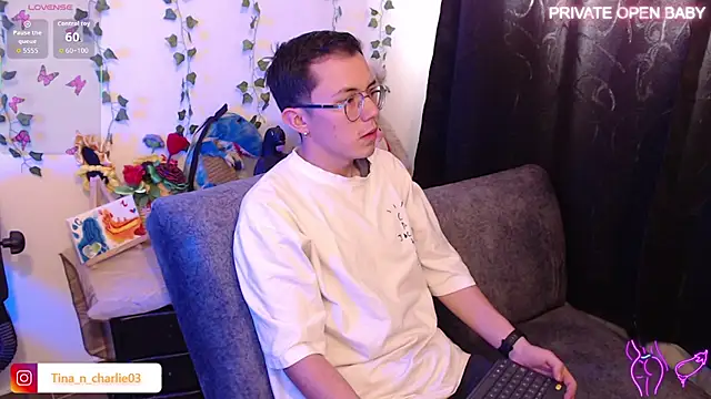 Tina 4 Charlie online show from November 26, 12:38 pm