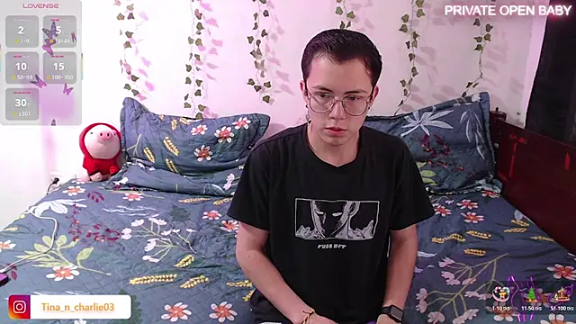 Tina 4 Charlie online show from November 5, 12:30 pm