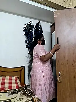 Snapshot of Tamil_Aathira chatting on November 17, 4:44 pm Tamil Aathira online show from November 17, 4:44 pm