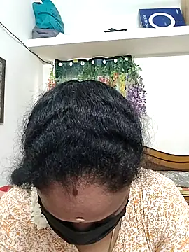 Snapshot of Tamil_Aathira chatting on November 14, 10:52 am Tamil Aathira online show from November 14, 10:52 am