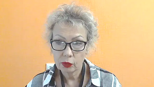 Snapshot of NessyJenixs chatting on September 30, 6:08 am NessyJenixs online show from September 30, 6:08 am