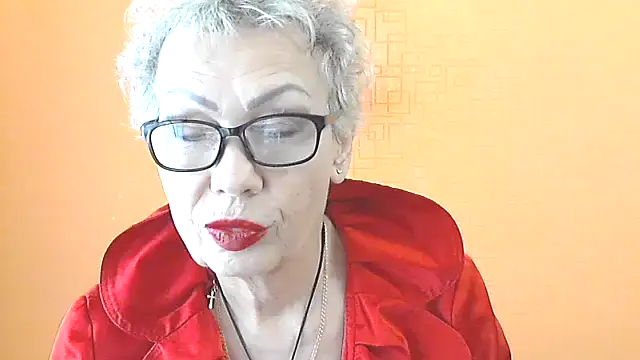 Snapshot of NessyJenixs chatting on October 25, 7:29 am NessyJenixs online show from October 25, 7:29 am