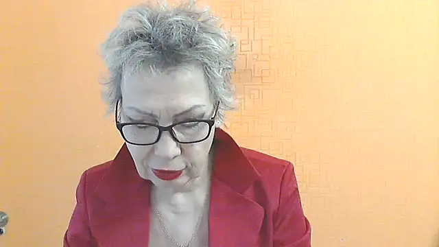 Snapshot of NessyJenixs chatting on January 14, 7:01 am NessyJenixs online show from January 14, 7:01 am