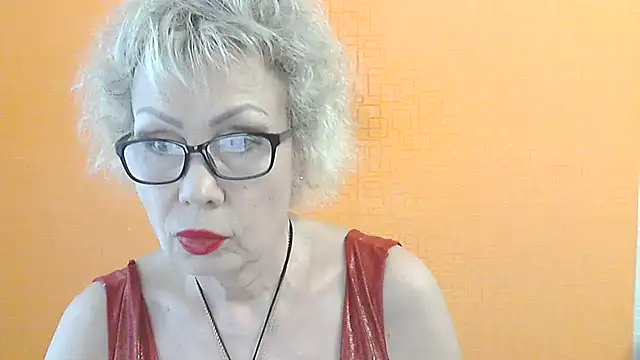 NessyJenixs online show from June 6, 12:54 pm