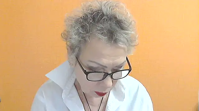 Snapshot of NessyJenixs chatting on December 19, 5:15 pm NessyJenixs online show from December 19, 5:15 pm