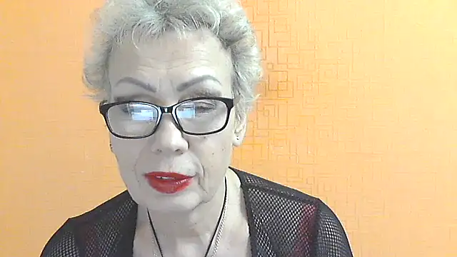 Snapshot of NessyJenixs chatting on November 7, 2:21 pm NessyJenixs online show from November 7, 2:21 pm