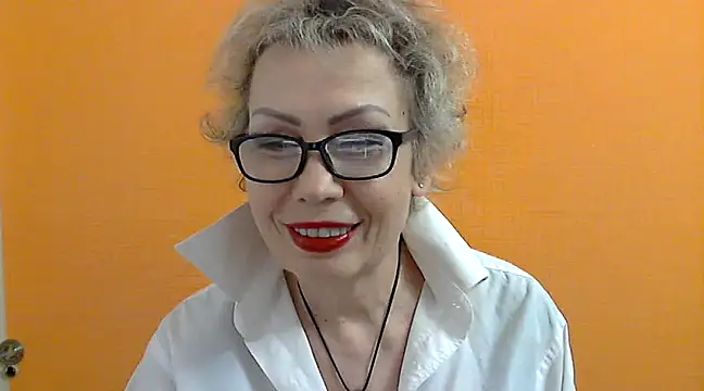 Snapshot of NessyJenixs chatting on March 9, 5:39 pm NessyJenixs online show from March 9, 5:39 pm