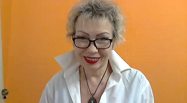 Snapshot of NessyJenixs chatting on February 27, 6:09 pm NessyJenixs online show from February 27, 6:09 pm