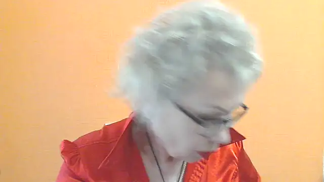 NessyJenixs online show from May 17, 7:41 am