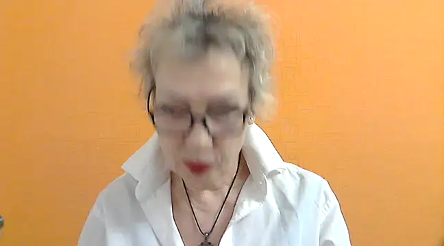 Snapshot of NessyJenixs chatting on March 2, 4:47 pm NessyJenixs online show from March 2, 4:47 pm