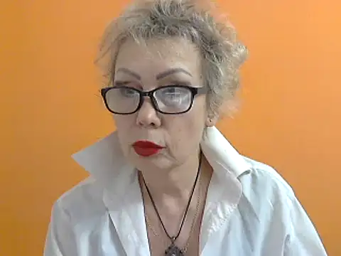 Snapshot of NessyJenixs chatting on February 25, 7:49 pm NessyJenixs online show from February 25, 7:49 pm