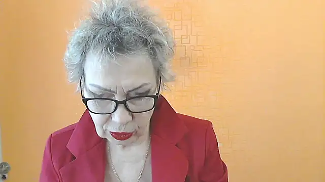 Snapshot of NessyJenixs chatting on January 12, 8:43 am NessyJenixs online show from January 12, 8:43 am