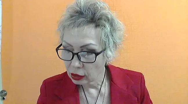 Snapshot of NessyJenixs chatting on February 22, 5:24 pm NessyJenixs online show from February 22, 5:24 pm