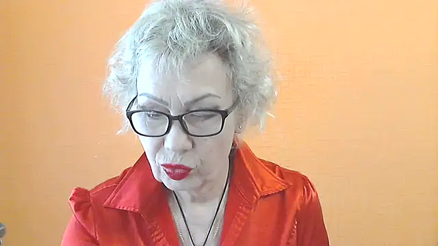 NessyJenixs online show from May 16, 6:34 am