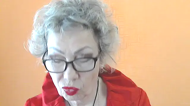 NessyJenixs online show from April 29, 6:28 am