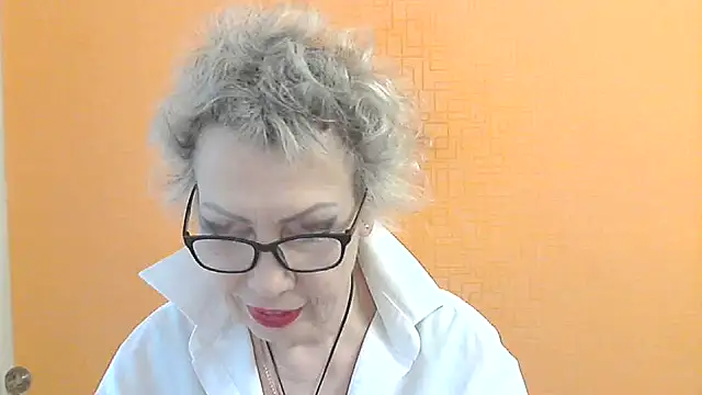 NessyJenixs online show from March 11, 2:55 pm