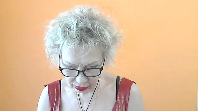 NessyJenixs online show from May 26, 6:55 am