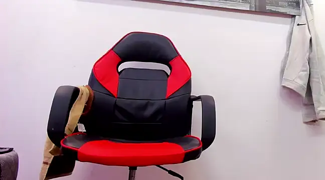 Snapshot of carlos_alber12 chatting on February 23, 6:56 pm carlos alber12 online show from February 23, 6:56 pm