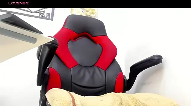 Snapshot of carlos_alber12 chatting on March 9, 1:25 am carlos alber12 online show from March 9, 1:25 am