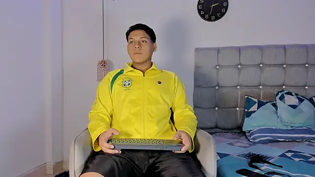 Tylerdrdn online show from November 16, 5:56 am