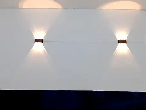 Tylerdrdn online show from November 17, 2:43 pm