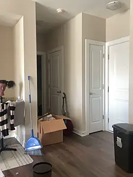 theprettysoles online show from December 21, 2:41 pm