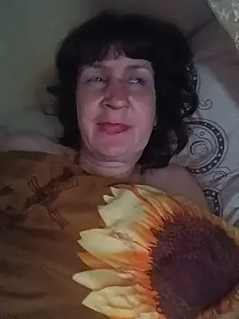 Laura Kiss online show from May 27, 9:11 pm