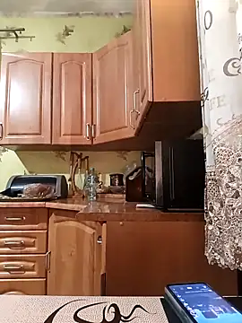 Laura Kiss online show from February 21, 4:09 pm