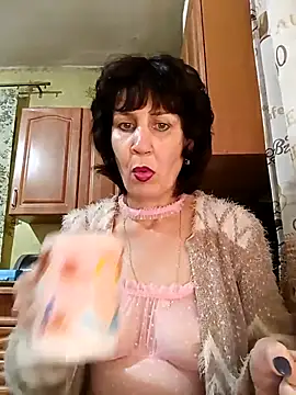 Snapshot of Laura_Kiss chatting on December 5, 3:21 pm Laura Kiss online show from December 5, 3:21 pm