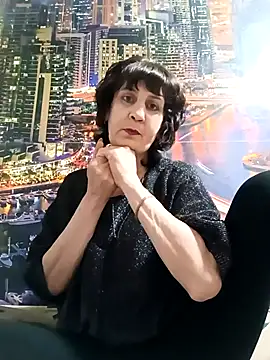 Laura Kiss online show from April 15, 2:54 pm