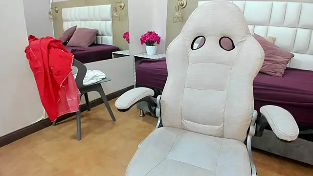 Snapshot of Alahia_Am chatting on September 27, 11:38 am Alahia Am online show from September 27, 11:38 am