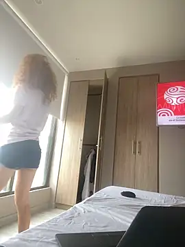 Snapshot of Bryna_ chatting on November 8, 1:14 pm Bryna online show from November 8, 1:14 pm