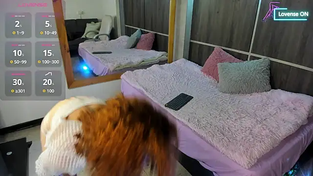 Snapshot of Bryna_ chatting on November 28, 4:34 am Bryna online show from November 28, 4:34 am