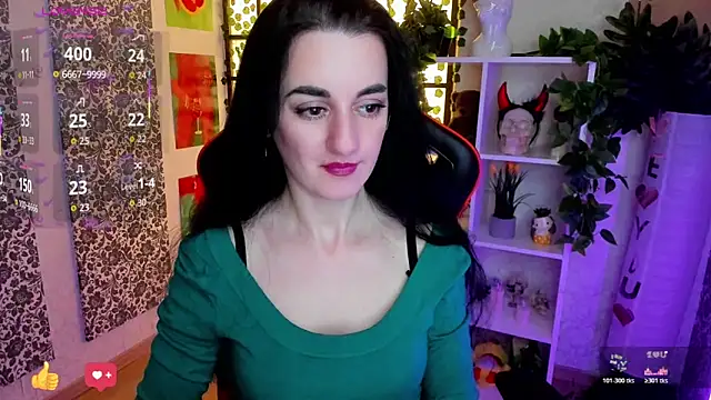 JessicaAlfo online show from May 18, 2:44 am