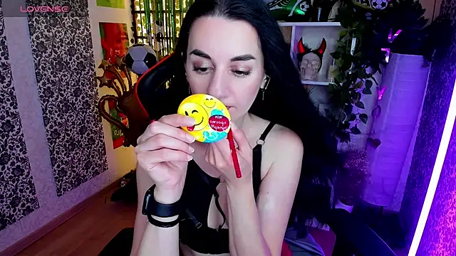 Snapshot of JessicaAlfo chatting on June 27, 2:28 am JessicaAlfo online show from June 27, 2:28 am