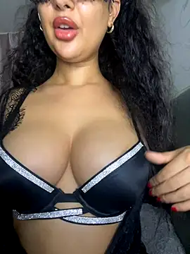 Snapshot of Lobna-alami chatting on October 25, 11:05 pm Lobna-alami online show from October 25, 11:05 pm