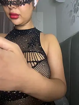 Lobna-alami online show from September 25, 9:32 pm