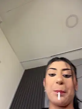 fiorella paris online show from February 9, 8:18 pm