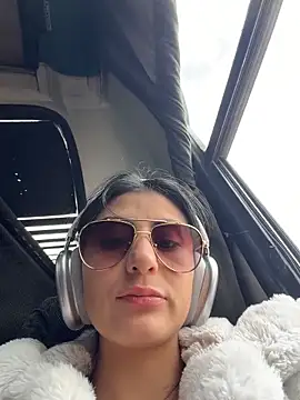 fiorella paris online show from February 22, 6:53 pm